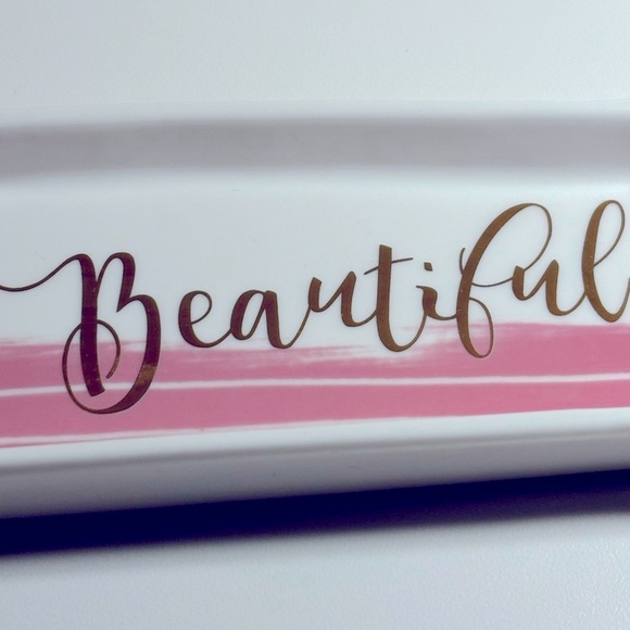 Hello Beautiful Tray from Alter’d State - Picture 2 of 4